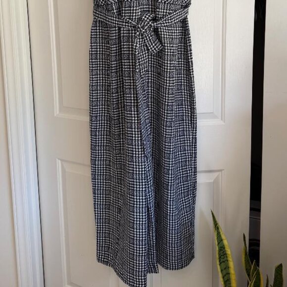 Belted V-Neck Jumpsuit - Picture 2 of 4